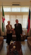 Le 19 septembre 2024 l’Аmbassadeur de la Russie au Burundi V.Mikhailov, a reçu son homologue algérienne S.Fedel, qui s’est rendue au sein de la mission diplomatique russe en visite de courtoisie