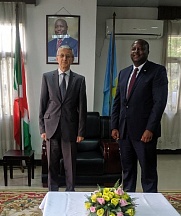 Ambassadeur de la Russie au Burundi V.Mikhaylov en audience par le Ministre des Affaires Etrangères et de la Coopération au Développement du Burundi A.Shingiro